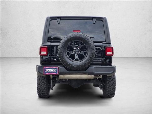Used 2022 Jeep Wrangler Unlimited Sport AWD/4WD image 7