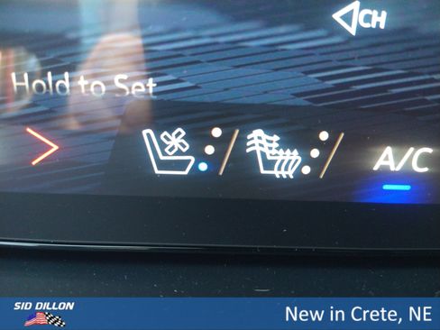 New 2026 Chevrolet Suburban Premier image 7