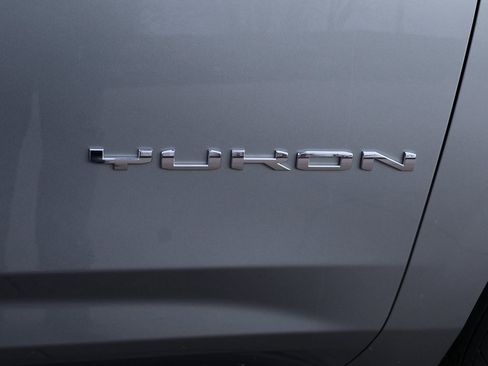 Certified 2024 GMC Yukon XL SLE w/ Gmc Pro Safety Plus Package image 11