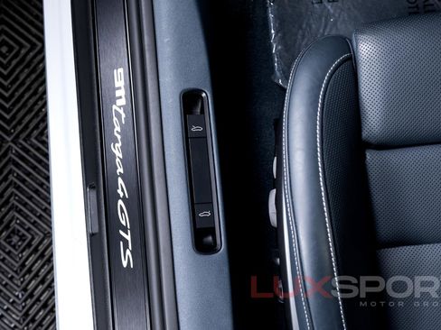 Used 2024 Porsche 911 Targa 4 GTS image 23