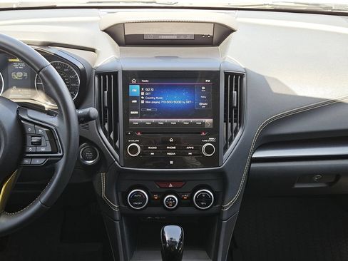 Used 2021 Subaru Crosstrek 2.5i Sport w/ Moonroof Package AWD/4WD image 21