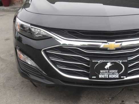 Used 2024 Chevrolet Malibu LT FWD image 3
