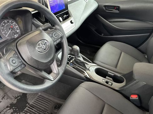 Certified 2025 Toyota Corolla LE w/ Convenience Package image 11