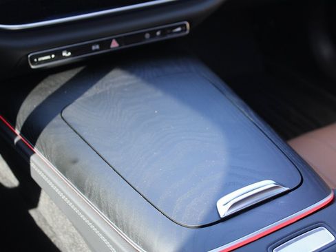 Certified 2025 Mercedes-Benz E 450 4MATIC All-Terrain Wagon image 21