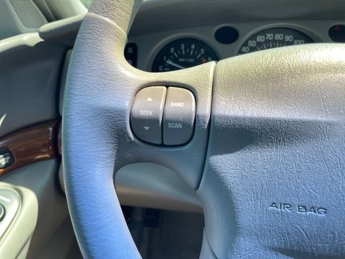 Used 2003 Buick Le Sabre Custom w/ Comfort & Style Package FWD image 26