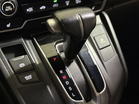 Used 2017 Honda CR-V Touring image 18