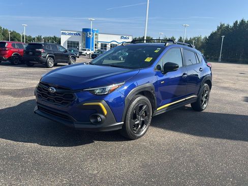 Used 2024 Subaru Crosstrek 2.5i Sport w/ Crosstrek Mirror Package AWD/4WD image 3