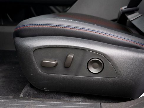 New 2025 Chevrolet Equinox EV RS w/ Active Safety Package 3 image 18