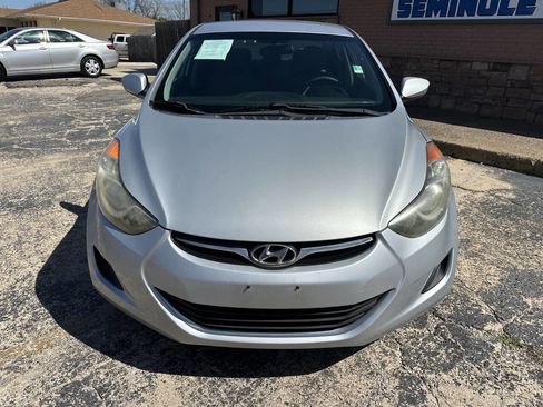 Used 2011 Hyundai Elantra GLS image 4