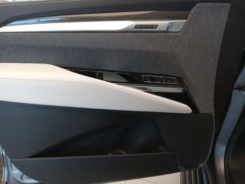 New 2026 Cadillac Escalade V w/ LPO, Onyx Lite Package image 9