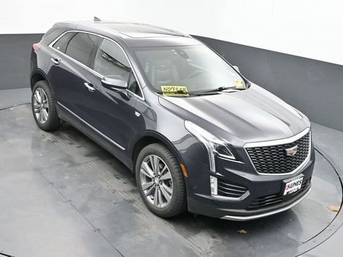 Used 2023 Cadillac XT5 Premium Luxury w/ Technology Package image 40