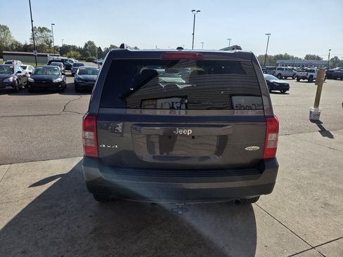 Used 2015 Jeep Patriot High Altitude image 6