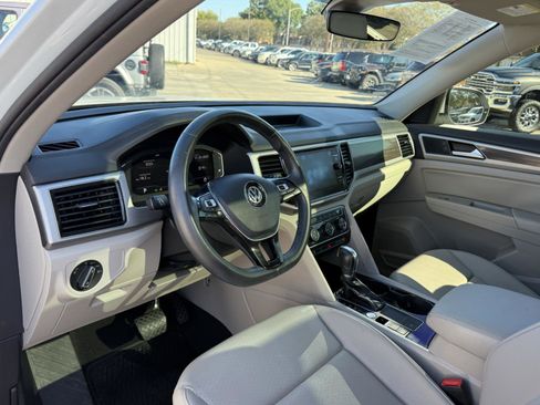 Used 2019 Volkswagen Atlas SEL image 15