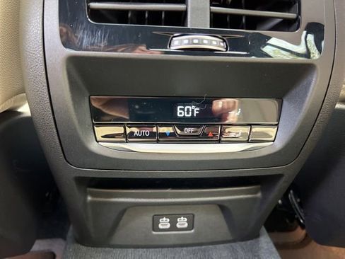 Used 2023 BMW X3 xDrive30i w/ Premium Package image 34