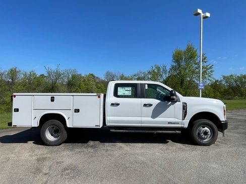 New 2026 Ford F350 XL w/ Snow Plow Prep Package AWD/4WD image 2