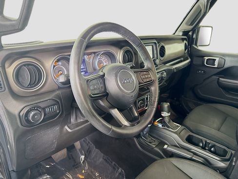 Used 2019 Jeep Wrangler Unlimited Sport S image 23