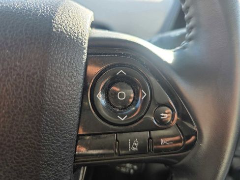 Used 2021 Toyota Prius Prime XLE image 30