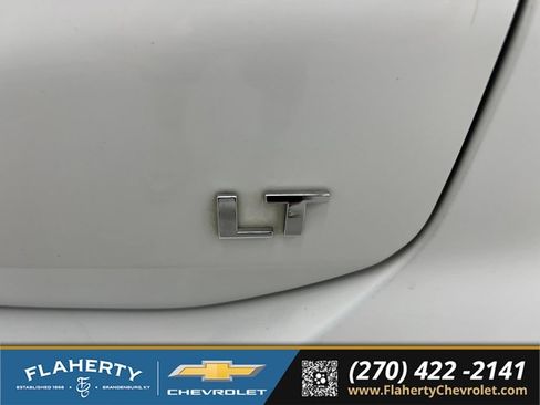 Used 2020 Chevrolet Equinox LT w/ Driver Convenience Package FWD image 18