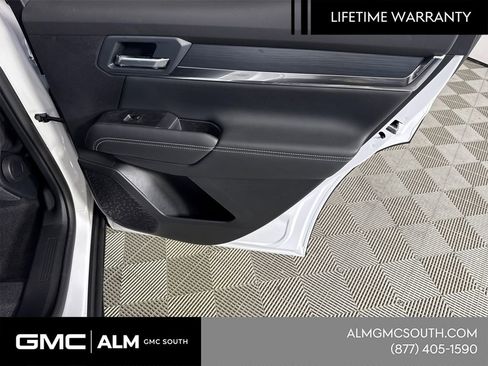 New 2026 GMC Terrain Elevation w/ LPO, Floor Liner Package image 18