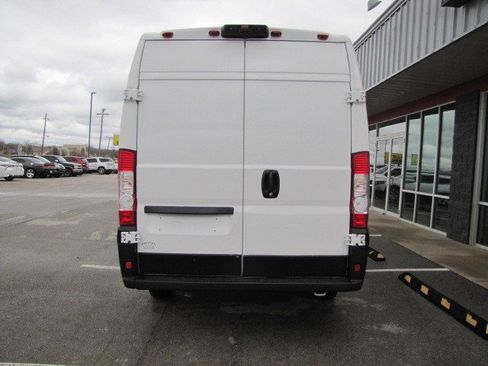 Used 2020 RAM ProMaster 3500 w/ Interior Convenience Group image 11