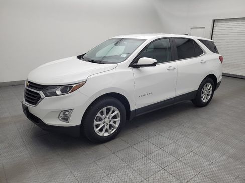 Used 2021 Chevrolet Equinox LT AWD/4WD image 2