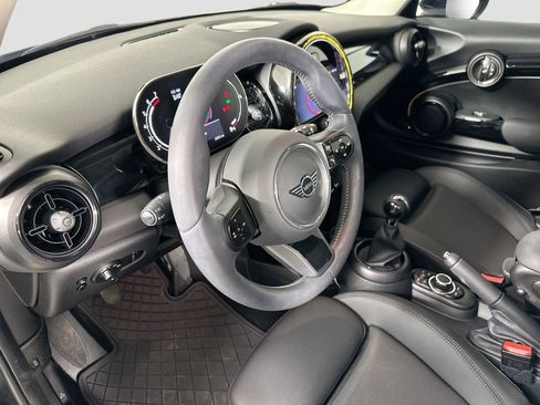 Used 2024 MINI Cooper S image 11