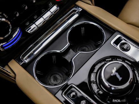 Used 2019 Rolls-Royce Cullinan AWD/4WD image 67