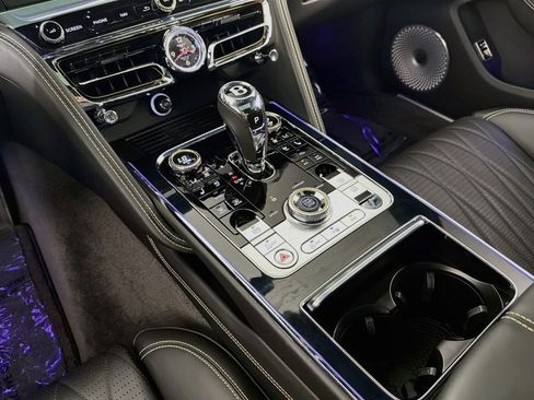 Used 2021 Bentley Flying Spur W12 AWD/4WD image 5