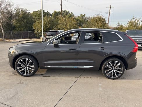 Used 2023 Volvo XC60 B5 Ultimate w/ Climate Package image 8