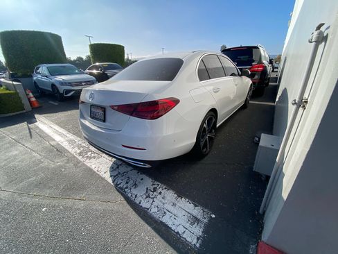 Used 2024 Mercedes-Benz C 300 Sedan image 3