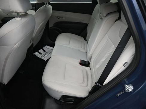 Used 2025 Hyundai Tucson SEL FWD image 19