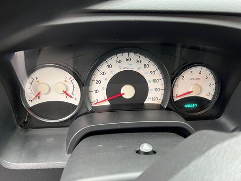 Used 2011 Dodge Dakota Big Horn image 31