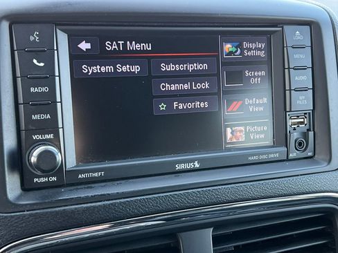 Used 2020 Dodge Grand Caravan SXT image 22