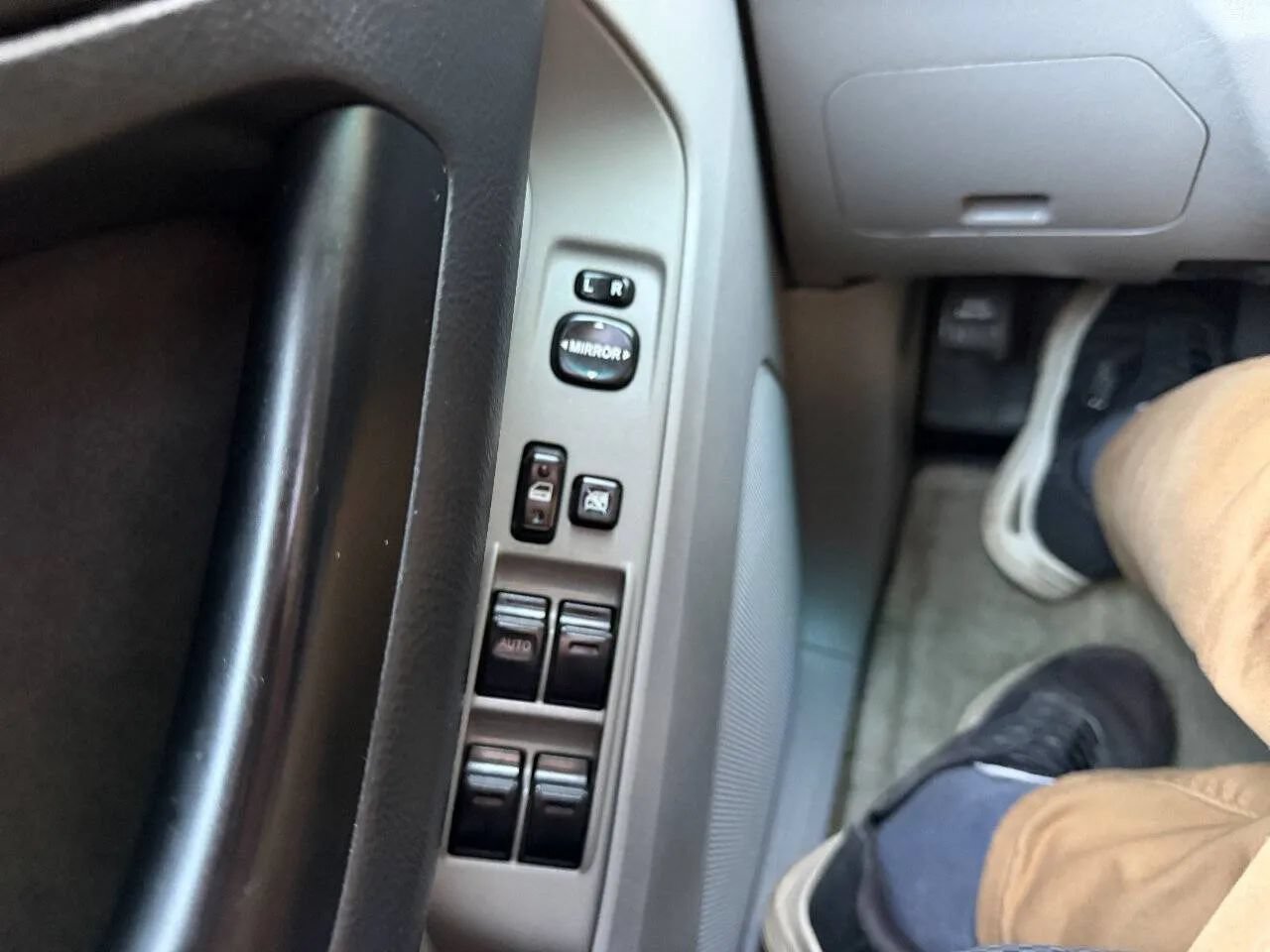 Used 2003 Toyota 4Runner Sport AWD/4WD image 24