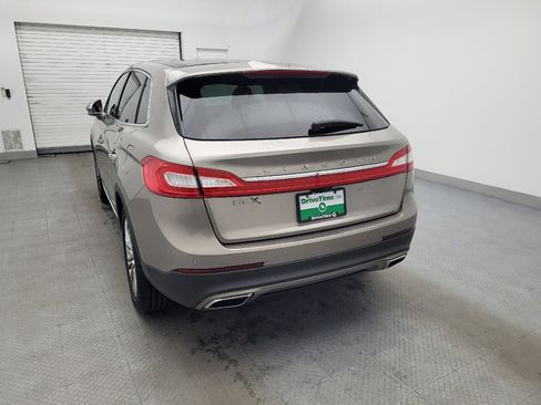 Used 2018 Lincoln MKX Reserve w/ Driver Assistance Package image 6