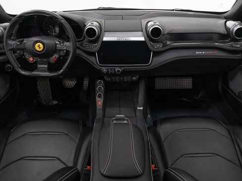 Used 2017 Ferrari GTC4Lusso image 23