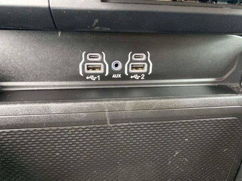 Used 2025 RAM 1500 Big Horn AWD/4WD image 13
