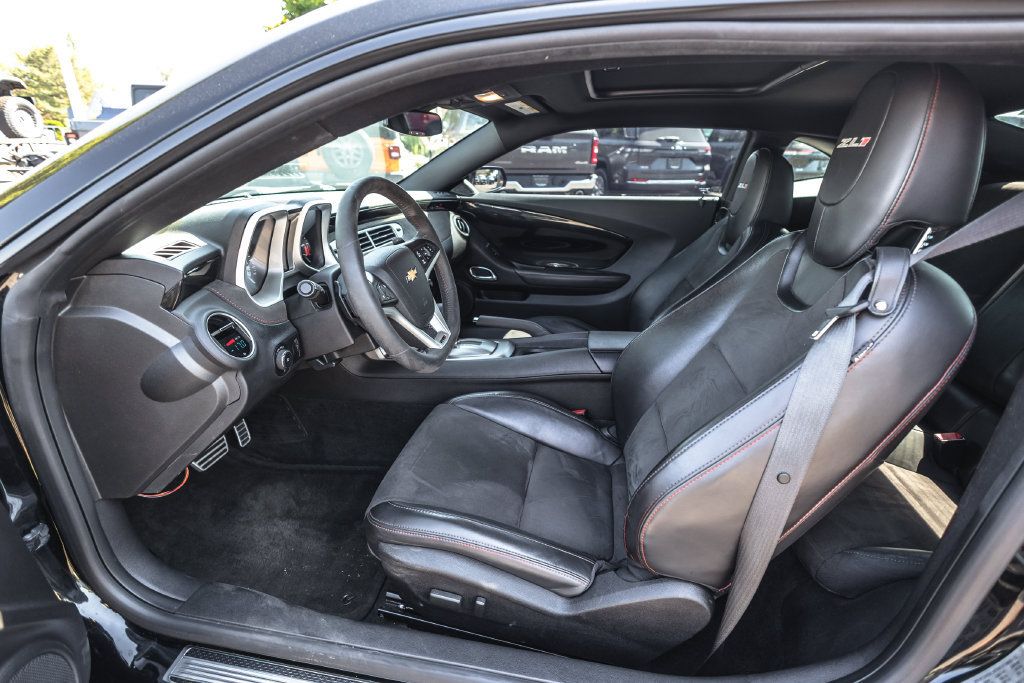 Used 2013 Chevrolet Camaro ZL1 RWD image 18
