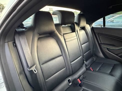 Used 2018 Mercedes-Benz CLA 250 image 30