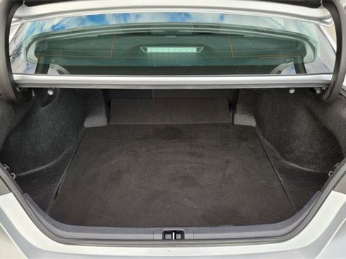 Used 2024 Toyota Camry SE image 14