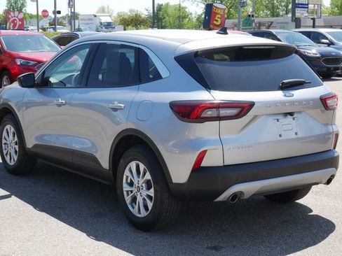 Used 2024 Ford Escape Active AWD/4WD image 8