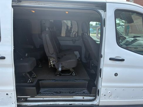 Used 2017 Ford Transit 350 XLT RWD image 9