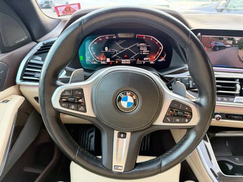 Used 2019 BMW X5 xDrive50i AWD/4WD image 22