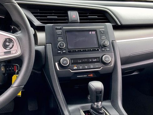Used 2020 Honda Civic LX image 7