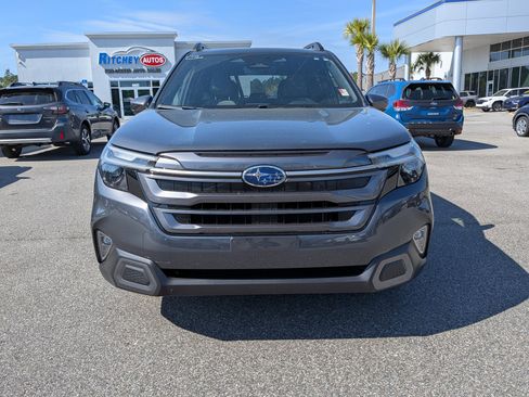 Certified 2025 Subaru Forester Limited image 9