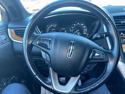 Used 2019 Lincoln MKC Reserve w/ MKC Climate Package image 15