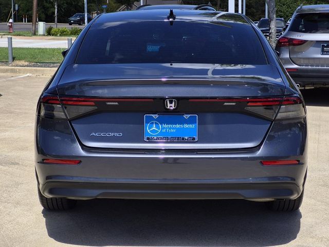 Used 2025 Honda Accord SE image 5
