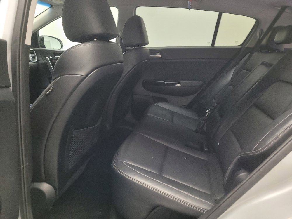 Used 2019 Kia Sportage EX w/ Option Group 040 AWD/4WD image 18