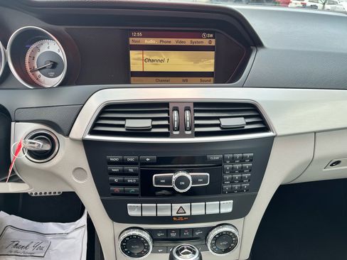 Used 2012 Mercedes-Benz C 300 4MATIC Sedan image 23