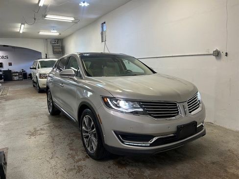 Used 2016 Lincoln MKX Reserve w/ Technology Package image 1